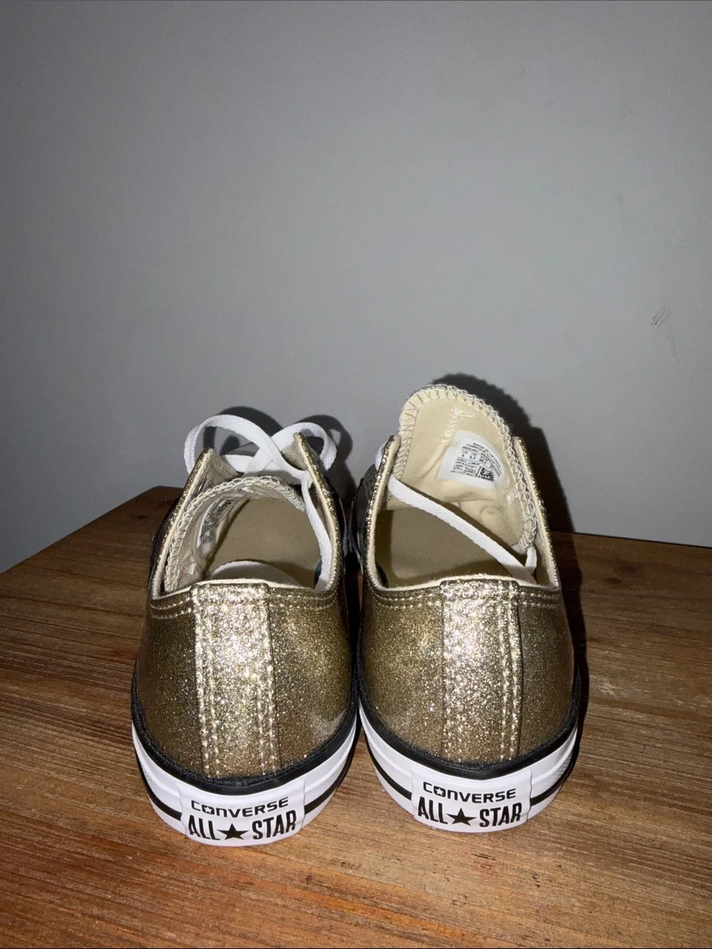 Converse gold metallic